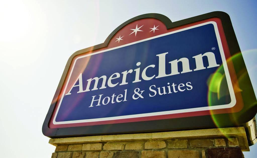 Americinn By Wyndham Roseau Екстер'єр фото